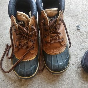 Gently used rain boots